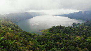 Danau Buyan