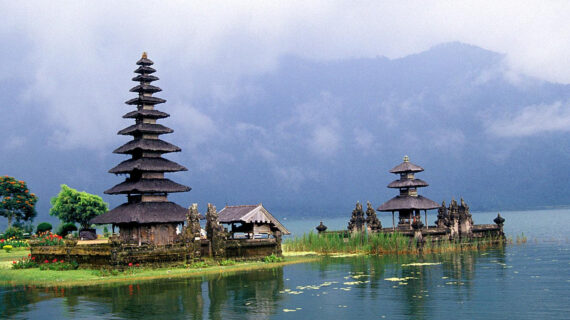 5 Danau Terindah di Pulau Bali